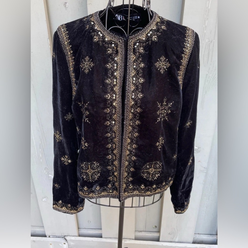 Zara Embroidered Velvet Jacket - Black & Gold